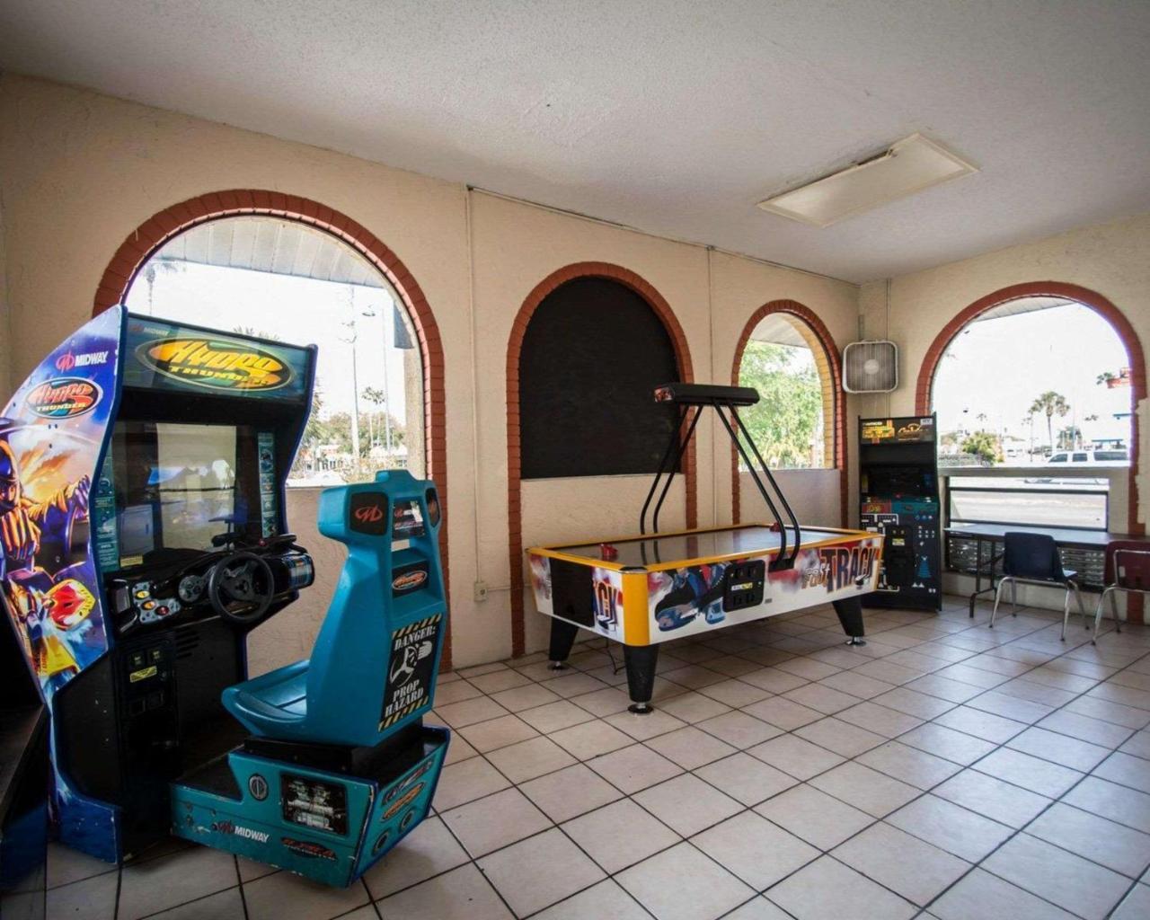 Quality Inn & Suites Eastgate Kissimmee Exterior foto